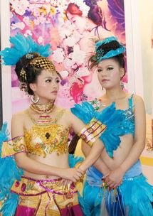 娱乐吃瓜君奇装异服,时尚界的另类风采